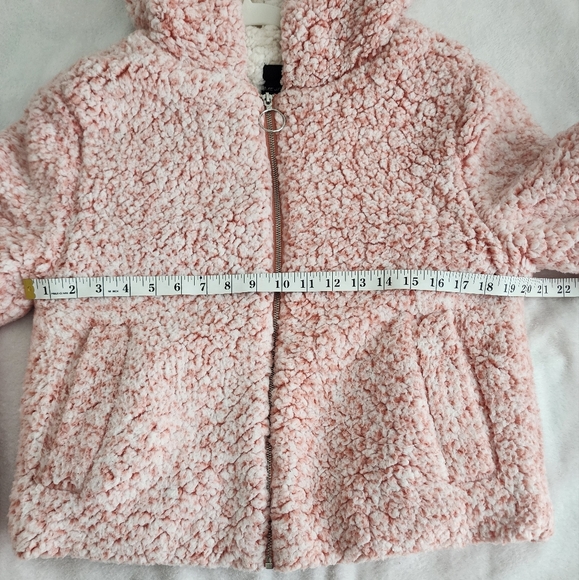 Me Jane Faux Fur Sweater. - Picture 5 of 5